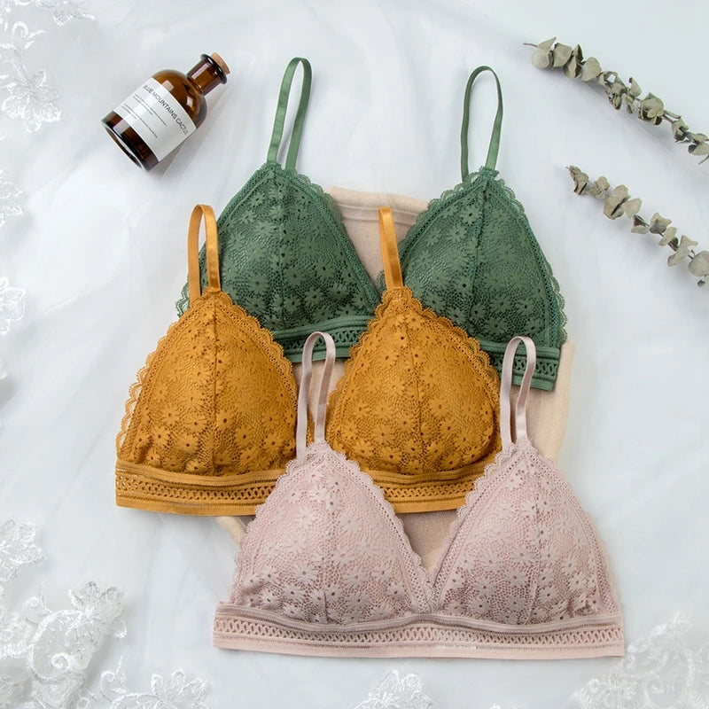 Sexy Woman Bra Floral Lace Bra Wire Free Bralette Lingerie Female Seamless Unpadded Transparent Intimates Triangle Relax Bras