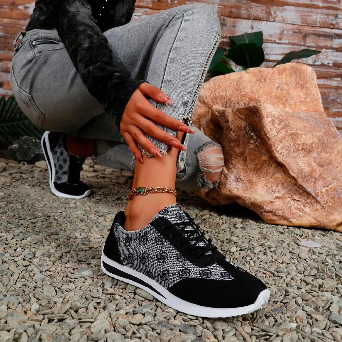 Women Casual Lace-Up Walking Sneakers