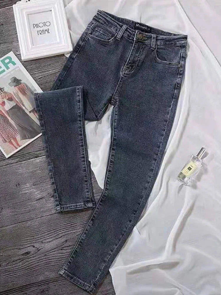 Women’s High-Waist Slim Jeans – Nine-Point Pencil Denim Pants (Autumn Korean Style)