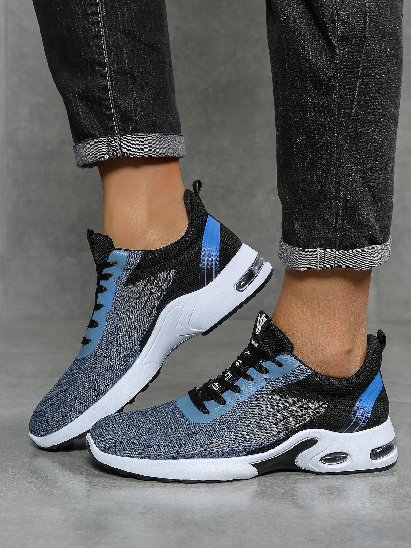 Stylish Men’s Casual Sneakers – Designer Look, Lightweight Everyday Shoes