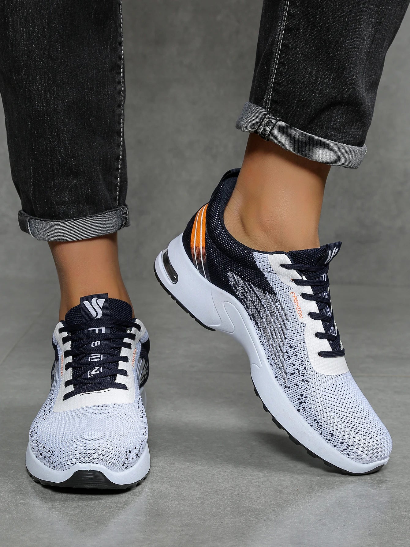 Stylish Men’s Casual Sneakers – Designer Look, Lightweight Everyday Shoes