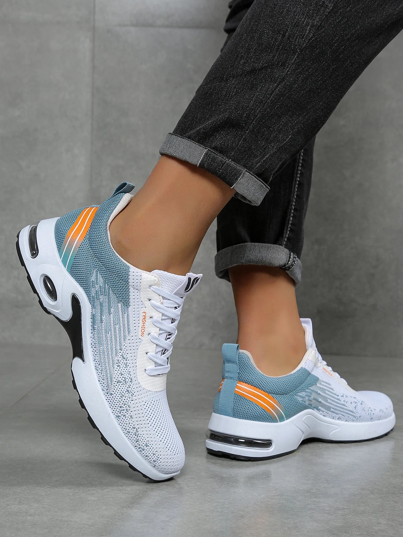 Stylish Men’s Casual Sneakers – Designer Look, Lightweight Everyday Shoes