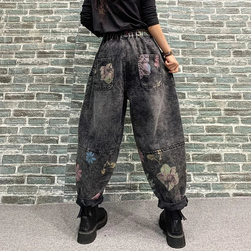 Women’s High Waist Embroidered Harem Jeans – Retro Loose Fit Elastic Waist Denim Pants (Spring/Summer)