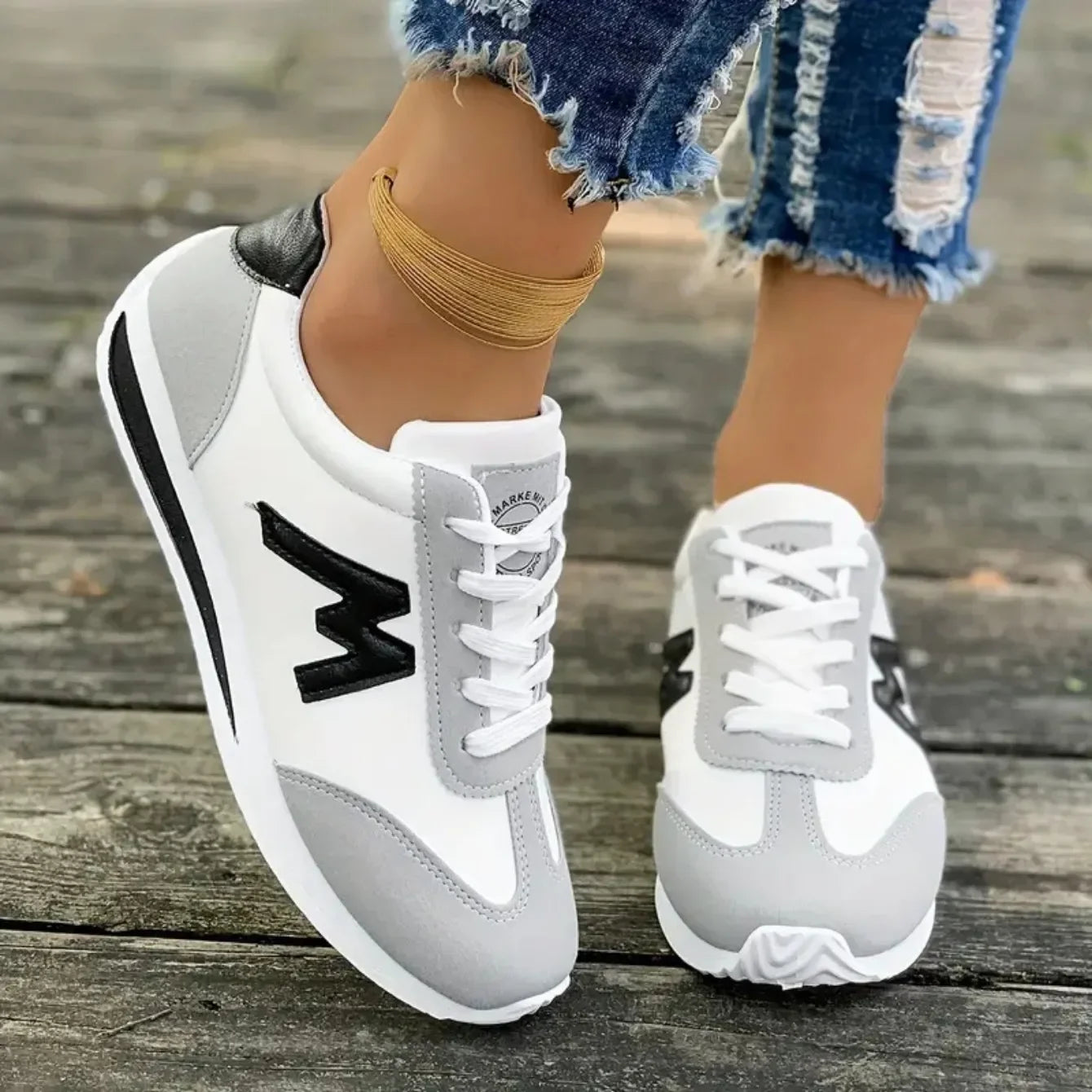 Women Soft Breathable Casual Sneakers